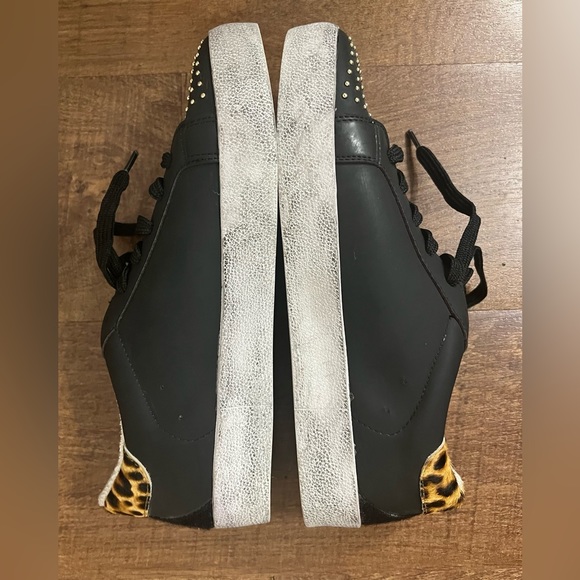 Kellparker Holly Stud Sneaker Size 7 - Picture 4 of 7